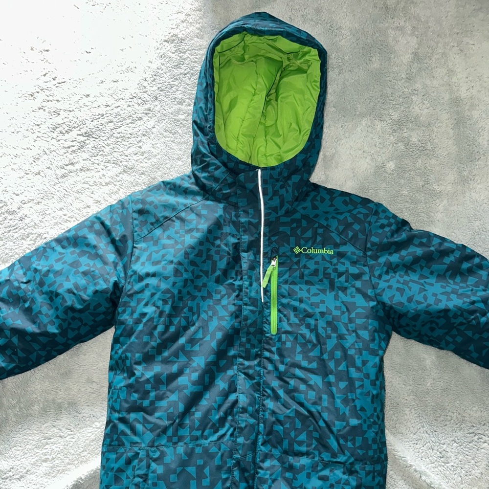Columbia winter coat size M 10/12